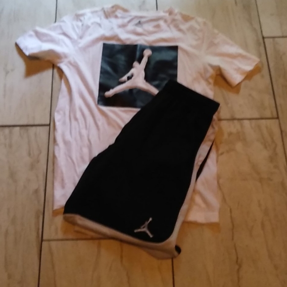 A kid short set - Picture 4 of 6